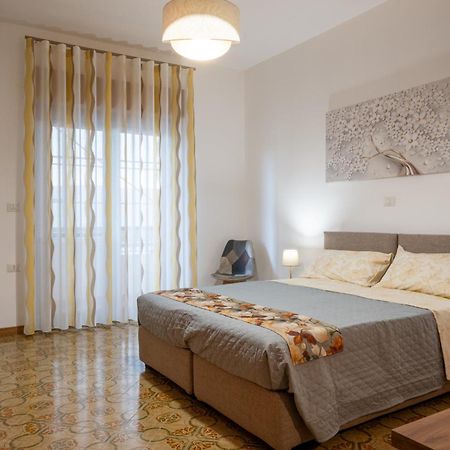 B&B Benvenuti Al Centro Caserta Ngoại thất bức ảnh