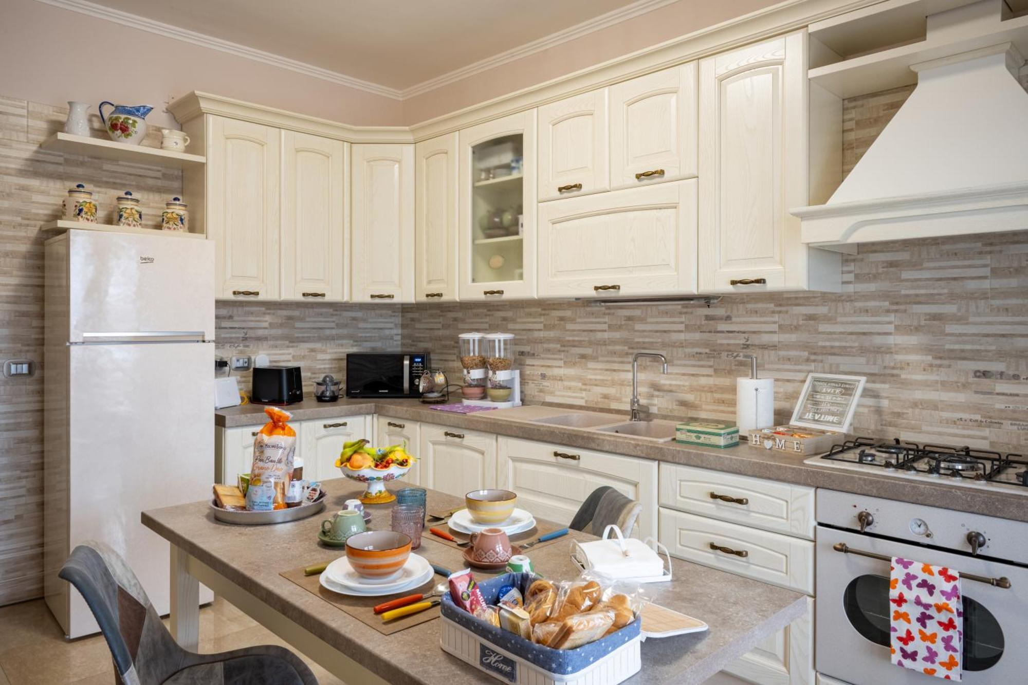 B&B Benvenuti Al Centro Caserta Ngoại thất bức ảnh